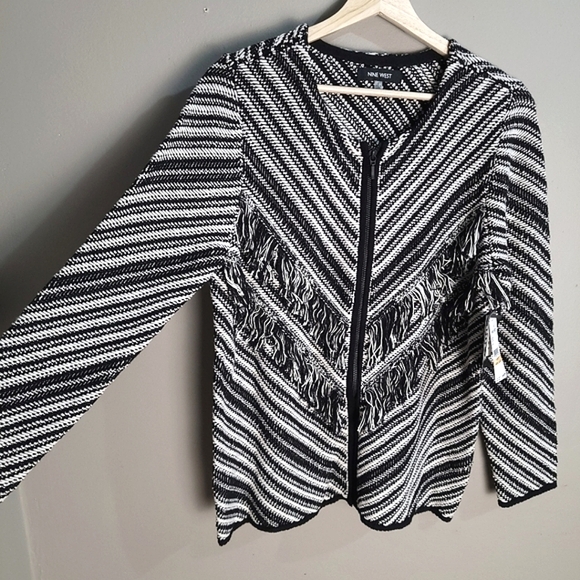 Nine West NWT Classic Black & White Striped Knit Fringe Zip-Up Jacket SIZE SMALL - Picture 5 of 12
